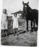 Bettyholdinghorse&Margaret1934